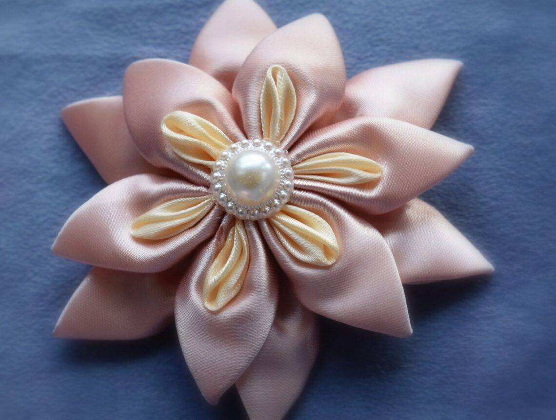 Hairband with flower 4